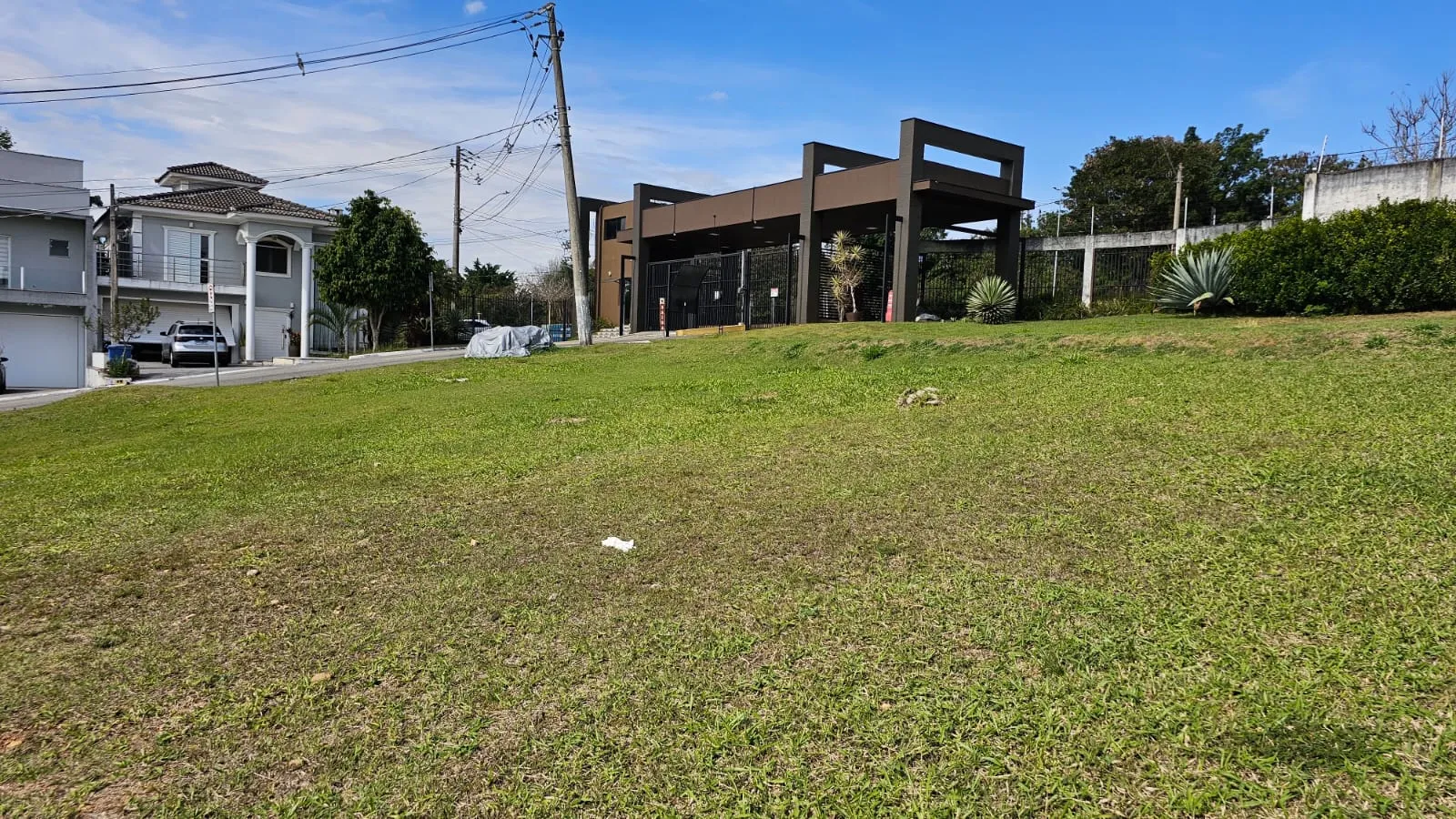 Terreno &agrave; Venda, 350m - R$ 450.000 - Condom&iacute;nio Via R&eacute;ggio - Av. S&atilde;o Paulo - Sorocaba - SP Rua Domingos Rocha Sorocaba - 