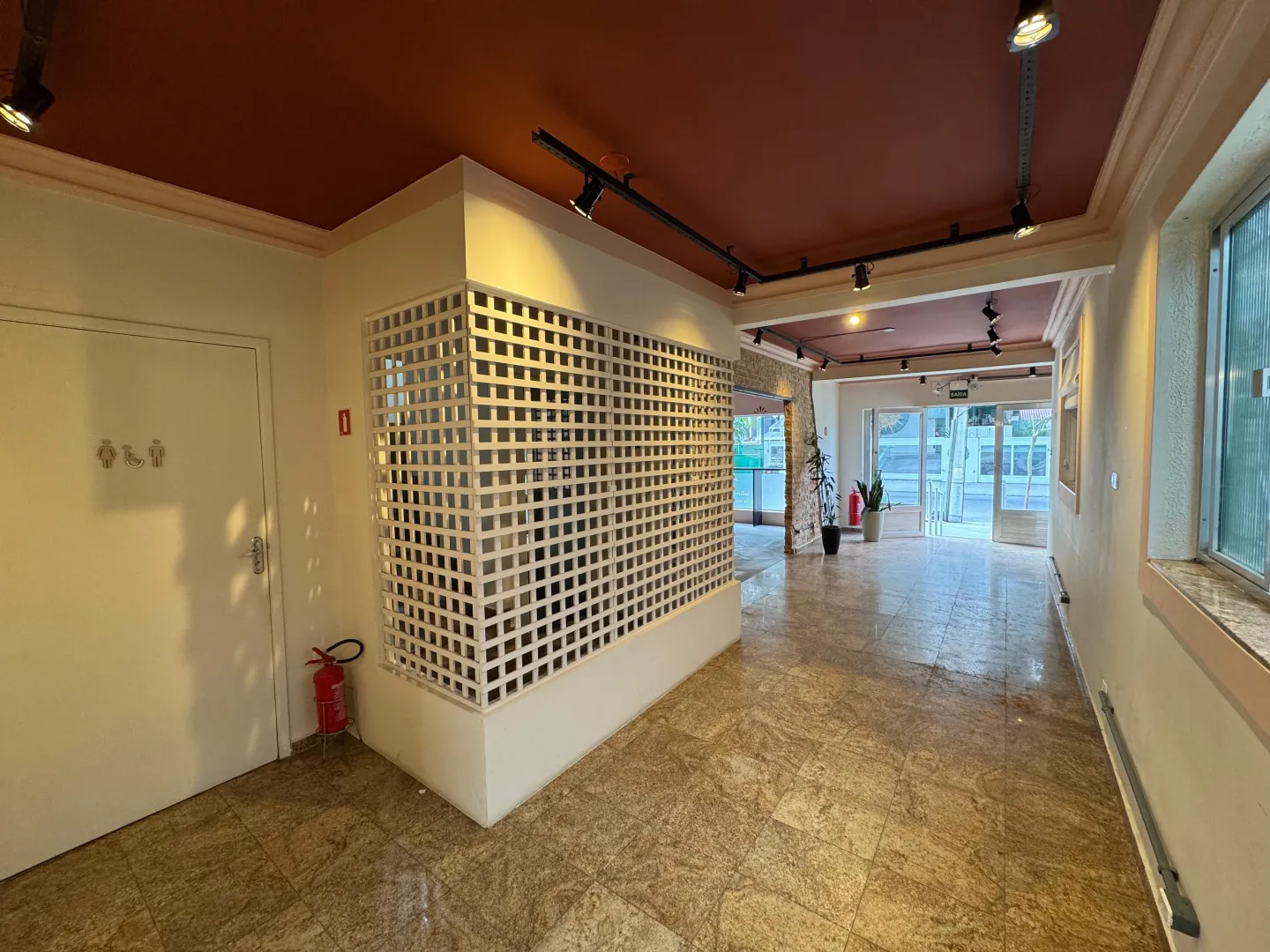 🏢✨ PONTO COMERCIAL PARA LOCA&Ccedil;&Atilde;O NA APARECIDA &ndash; SANTOS/SP Rua Primeiro de Maio Santos - 