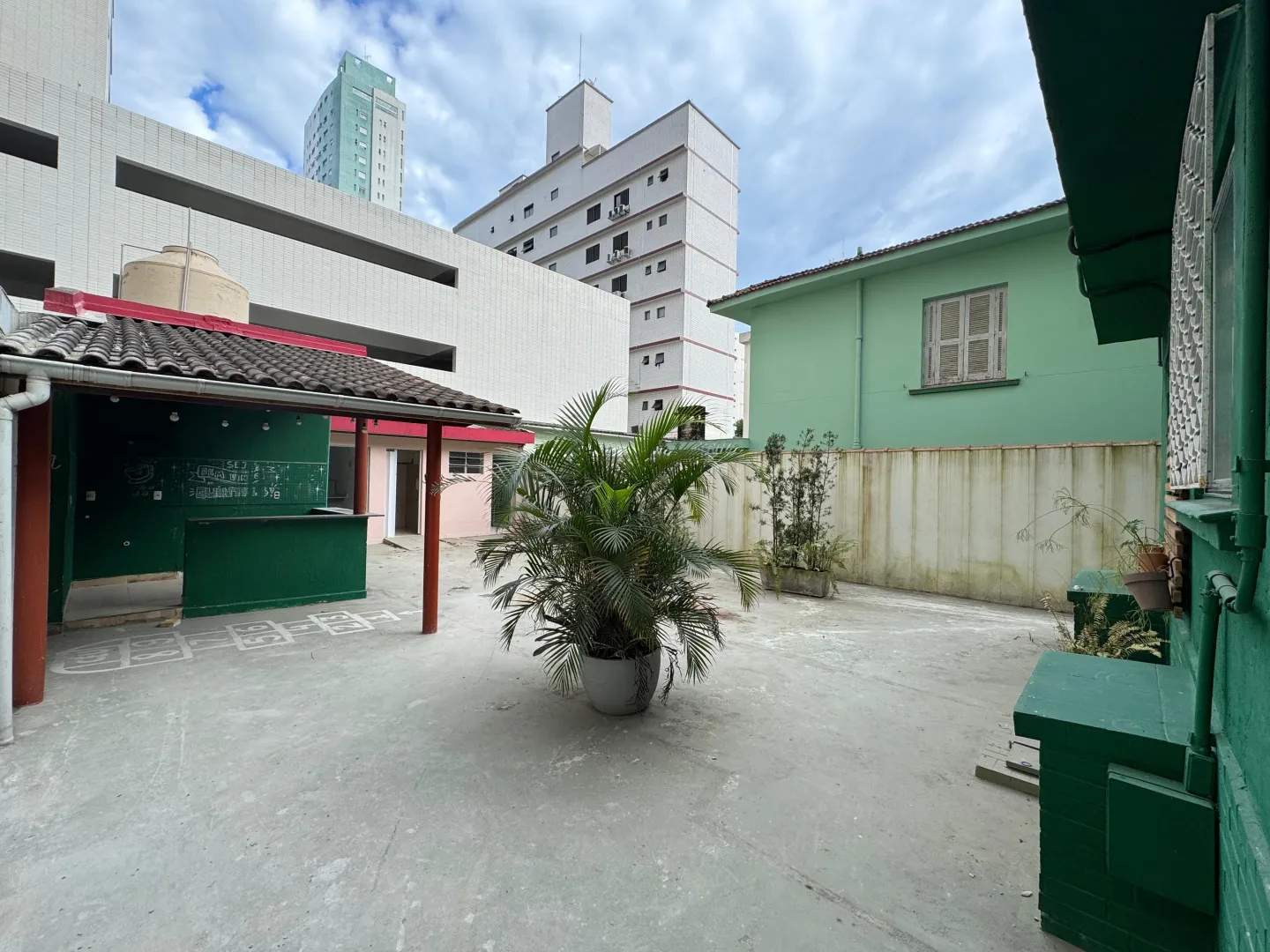 🏢✨ PONTO COMERCIAL PARA LOCA&Ccedil;&Atilde;O NA APARECIDA &ndash; SANTOS/SP Rua Primeiro de Maio Santos - 