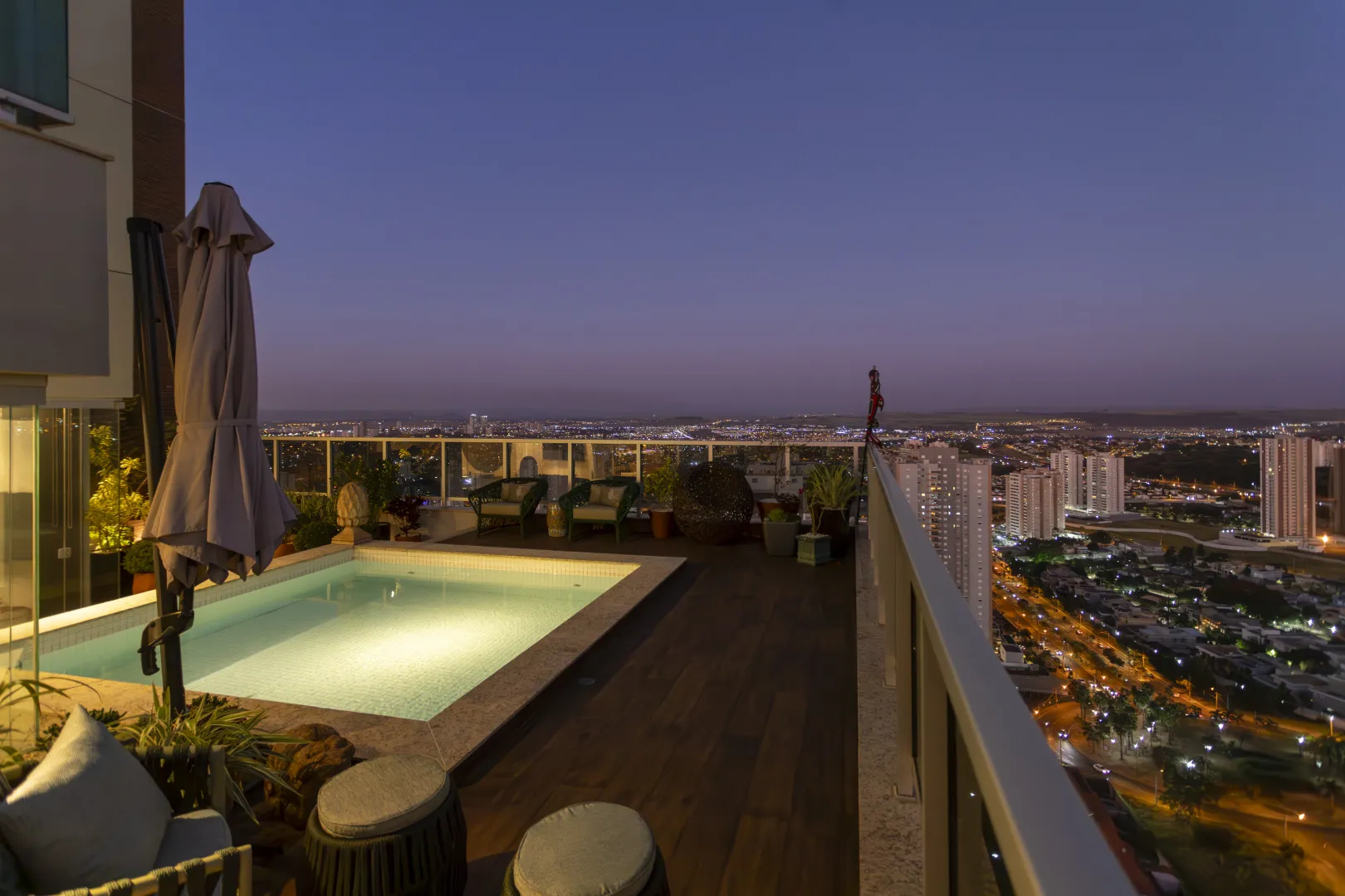Cobertura &agrave; Venda Cidade de Viena, 591m&sup2;, Morro do Yp&ecirc;, Ribeir&atilde;o Preto/SP Rua Doutor Rubem Aloysio Monteiro Moreira Ribeirão Preto - 