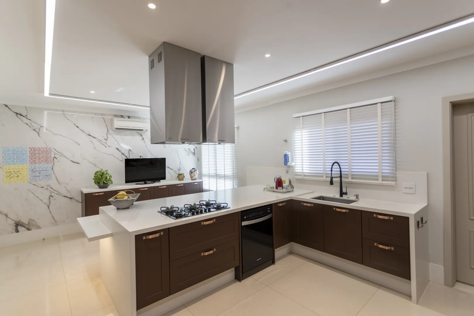 Cobertura &agrave; Venda Cidade de Viena, 591m&sup2;, Morro do Yp&ecirc;, Ribeir&atilde;o Preto/SP Rua Doutor Rubem Aloysio Monteiro Moreira Ribeirão Preto - 