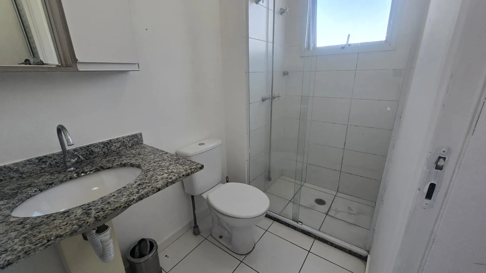 Apartamento com Vista Livre na Vila Mathias &ndash; Santos/SP Rua Doutor Emílio Ribas Santos - 