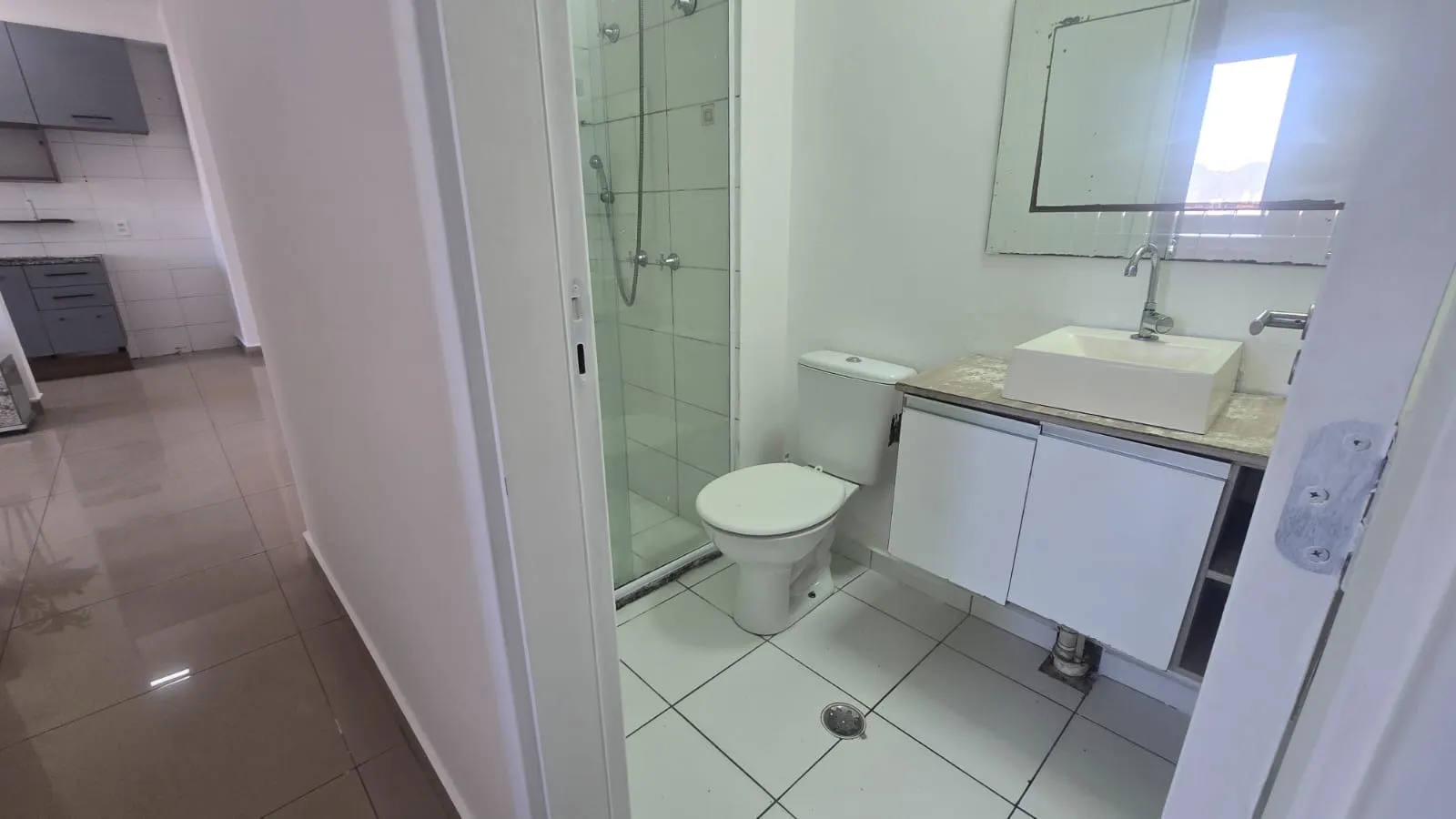 Apartamento com Vista Livre na Vila Mathias &ndash; Santos/SP Rua Doutor Emílio Ribas Santos - 