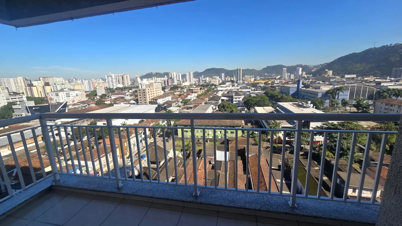 Apartamento com Vista Livre na Vila Mathias &ndash; Santos/SP Rua Doutor Emílio Ribas Santos - 