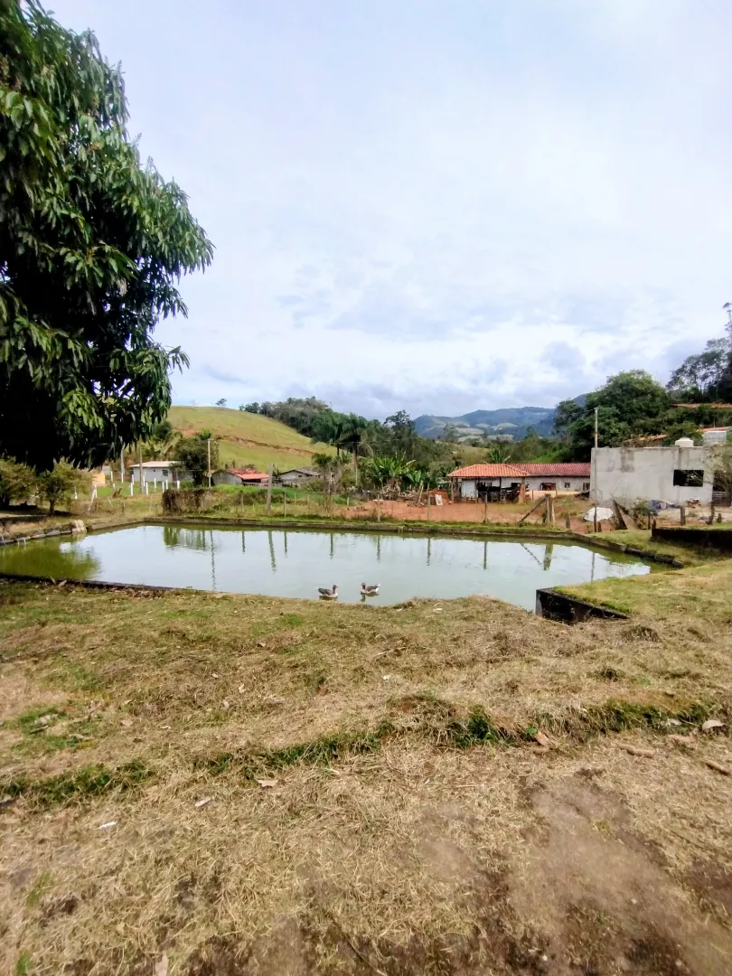 &Oacute;tima ch&aacute;cara &agrave; venda no bairro Boa Vista  Igaratá - 