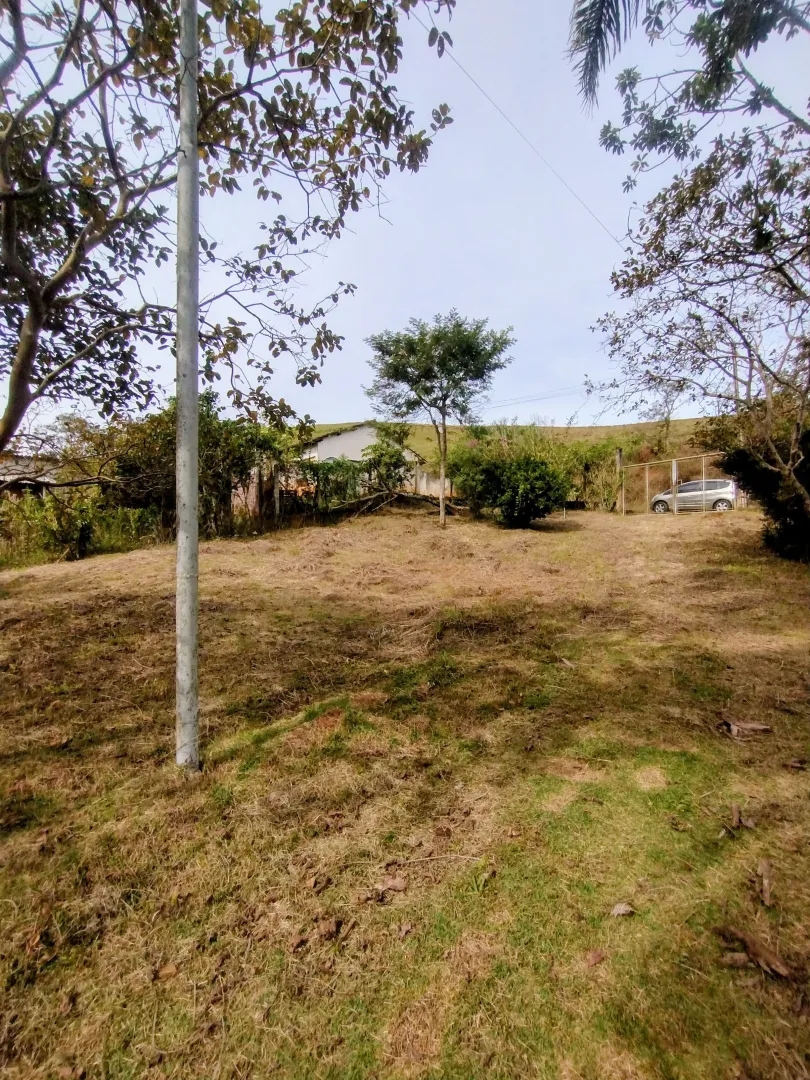 &Oacute;tima ch&aacute;cara &agrave; venda no bairro Boa Vista  Igaratá - 