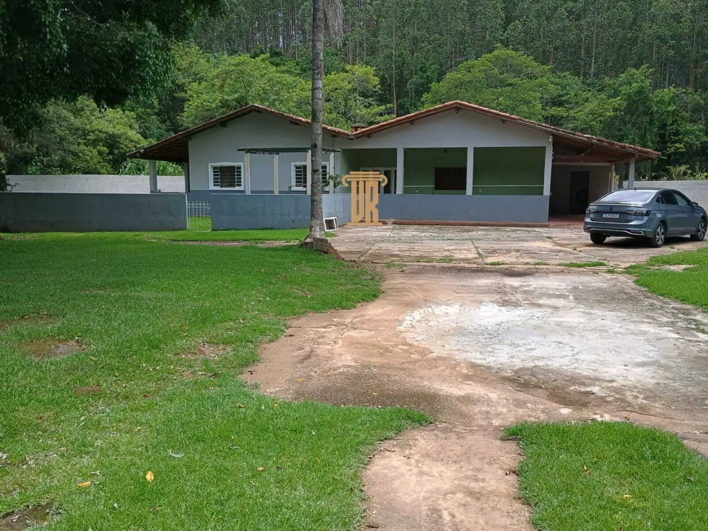 CH&Aacute;CARA de 2.100M&sup2; &Aacute; VENDA &ndash; S&Atilde;O JOS&Eacute; DOS CAMPOS/SP  São José dos Campos - 