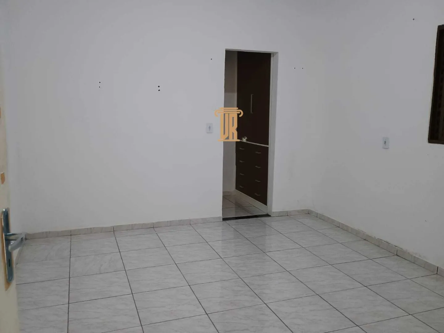 CH&Aacute;CARA de 2.100M&sup2; &Aacute; VENDA &ndash; S&Atilde;O JOS&Eacute; DOS CAMPOS/SP  São José dos Campos - 