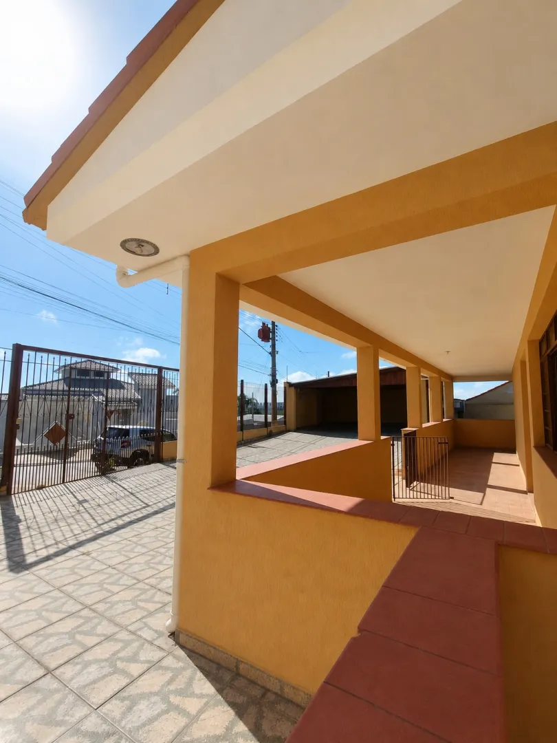 &Oacute;tima casa &agrave; venda no Centro de Igarat&aacute;  Igaratá - 