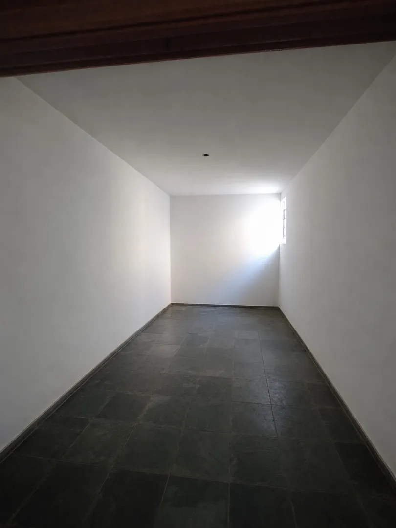 &Oacute;tima casa &agrave; venda no Centro de Igarat&aacute;  Igaratá - 