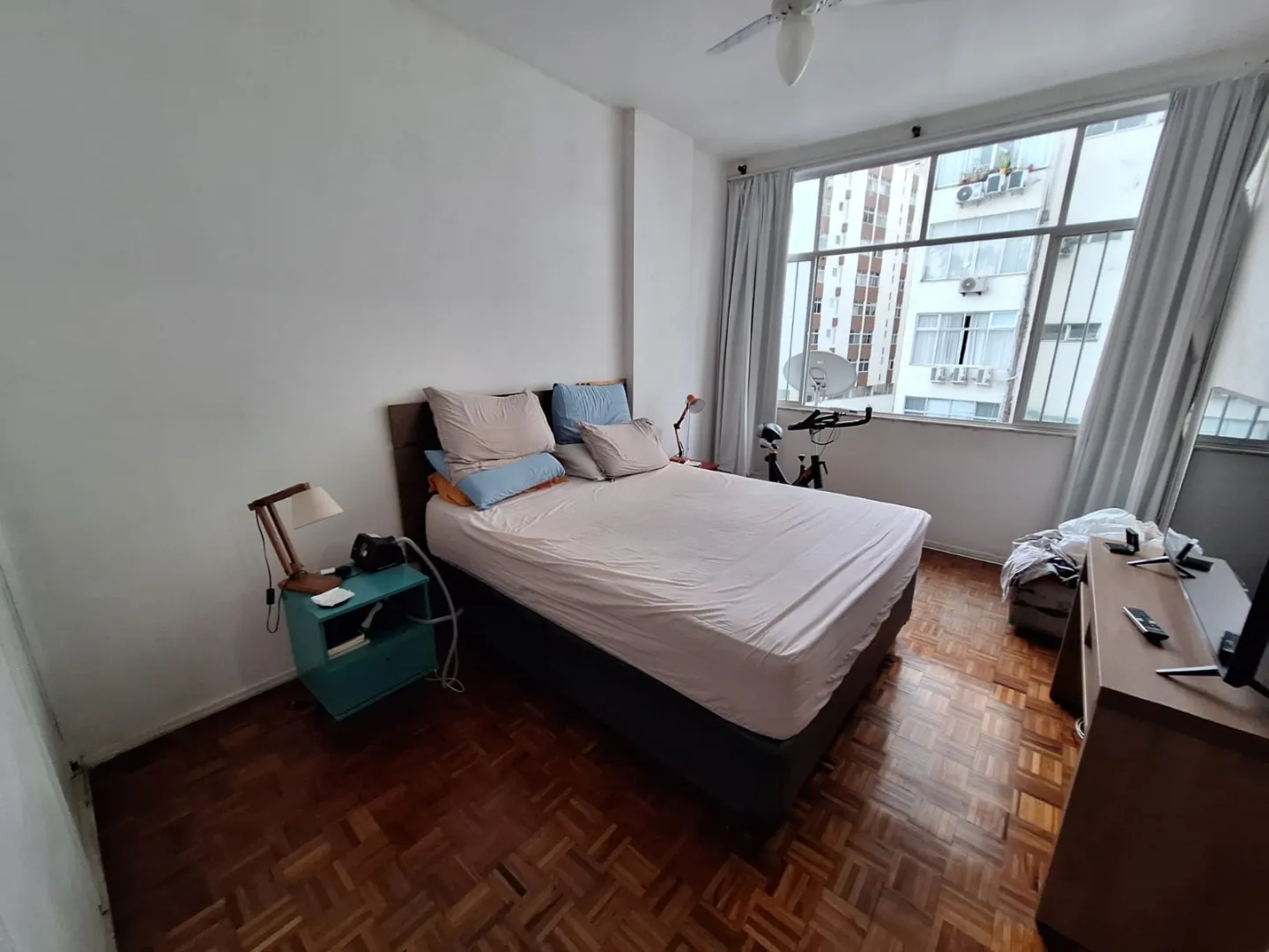 APARTAMENTO 3 QUARTOS SU&Iacute;TE DEPEND&Ecirc;NCIA ELEVADORES PORTARIA 24H &Agrave; VENDA NA BARRA! Rua Marquês de Caravelas Salvador - 