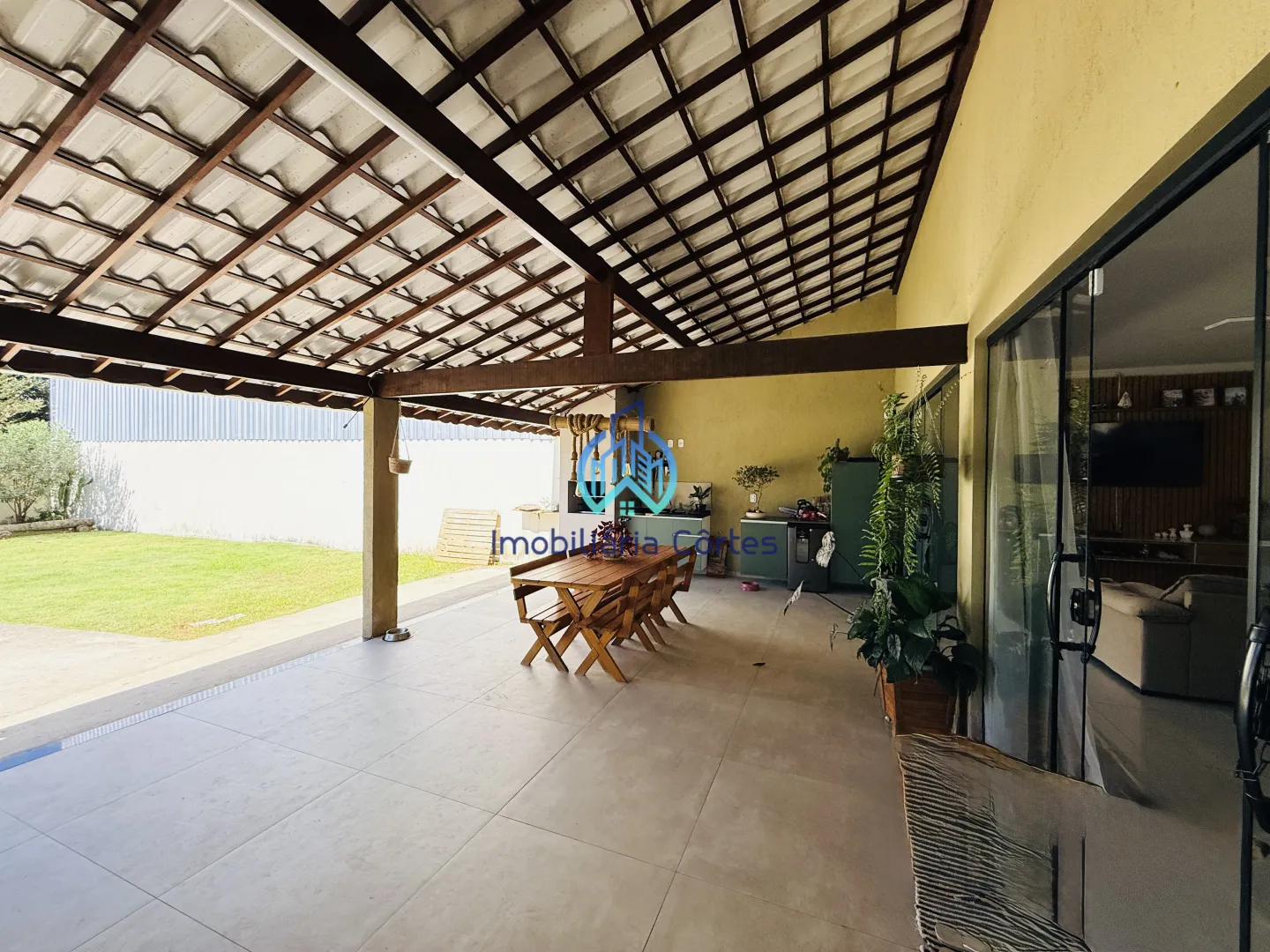 🏡 Casa moderna com acabamento de alto padr&atilde;o e espa&ccedil;o gourmet completo! Rua Estevan Batista Guapimirim - 