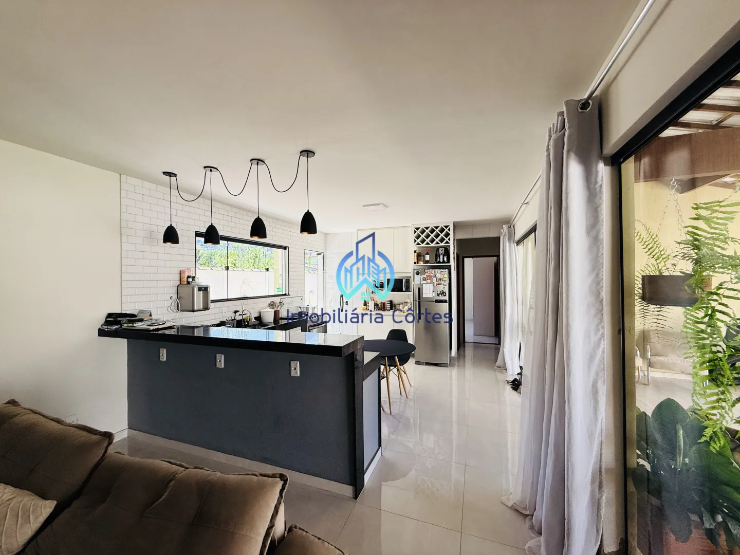 🏡 Casa moderna com acabamento de alto padr&atilde;o e espa&ccedil;o gourmet completo! Rua Estevan Batista Guapimirim - 