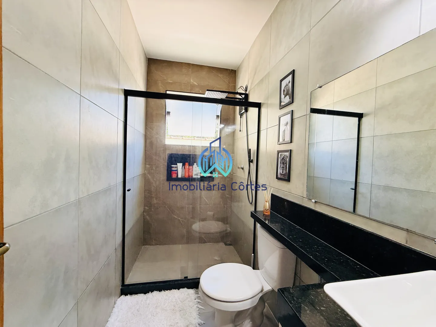 🏡 Casa moderna com acabamento de alto padr&atilde;o e espa&ccedil;o gourmet completo! Rua Estevan Batista Guapimirim - 