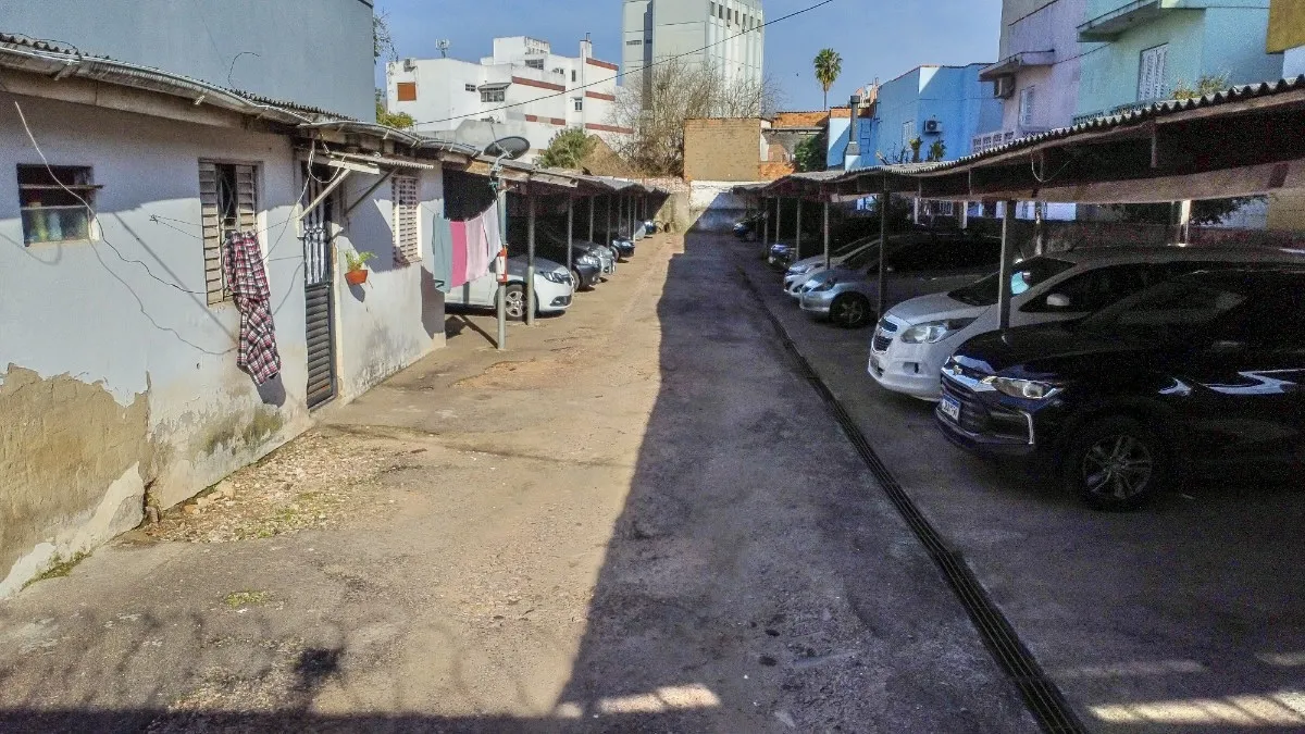 R$ 1.880.000 - &Oacute;TIMOS TERRENOS - 736M2 - RESIDENCIAL OU COMERCIAL Rua Joaquim Nabuco Porto Alegre - 