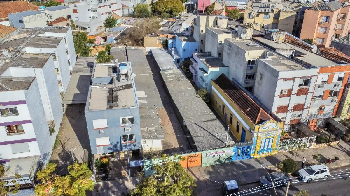 R$ 1.880.000 - &Oacute;TIMOS TERRENOS - 736M2 - RESIDENCIAL OU COMERCIAL Rua Joaquim Nabuco Porto Alegre - 