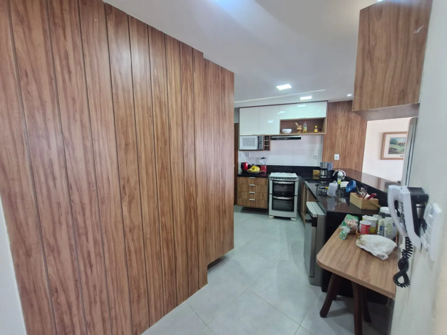 APARTAMENTO 3 QUARTOS SU&Iacute;TE VISTA MAR 2 GARAGENS DEP. QUADRA ELEVADOR &Agrave; VENDA NA BARRA! Avenida Princesa Isabel Salvador - 