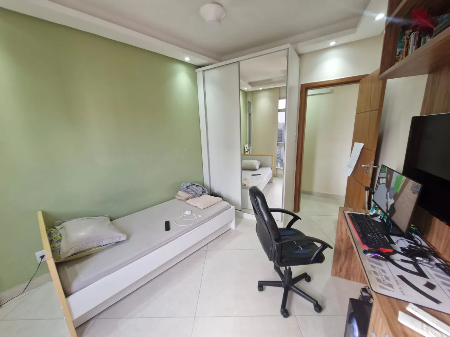 APARTAMENTO 3 QUARTOS SU&Iacute;TE VISTA MAR 2 GARAGENS DEP. QUADRA ELEVADOR &Agrave; VENDA NA BARRA! Avenida Princesa Isabel Salvador - 