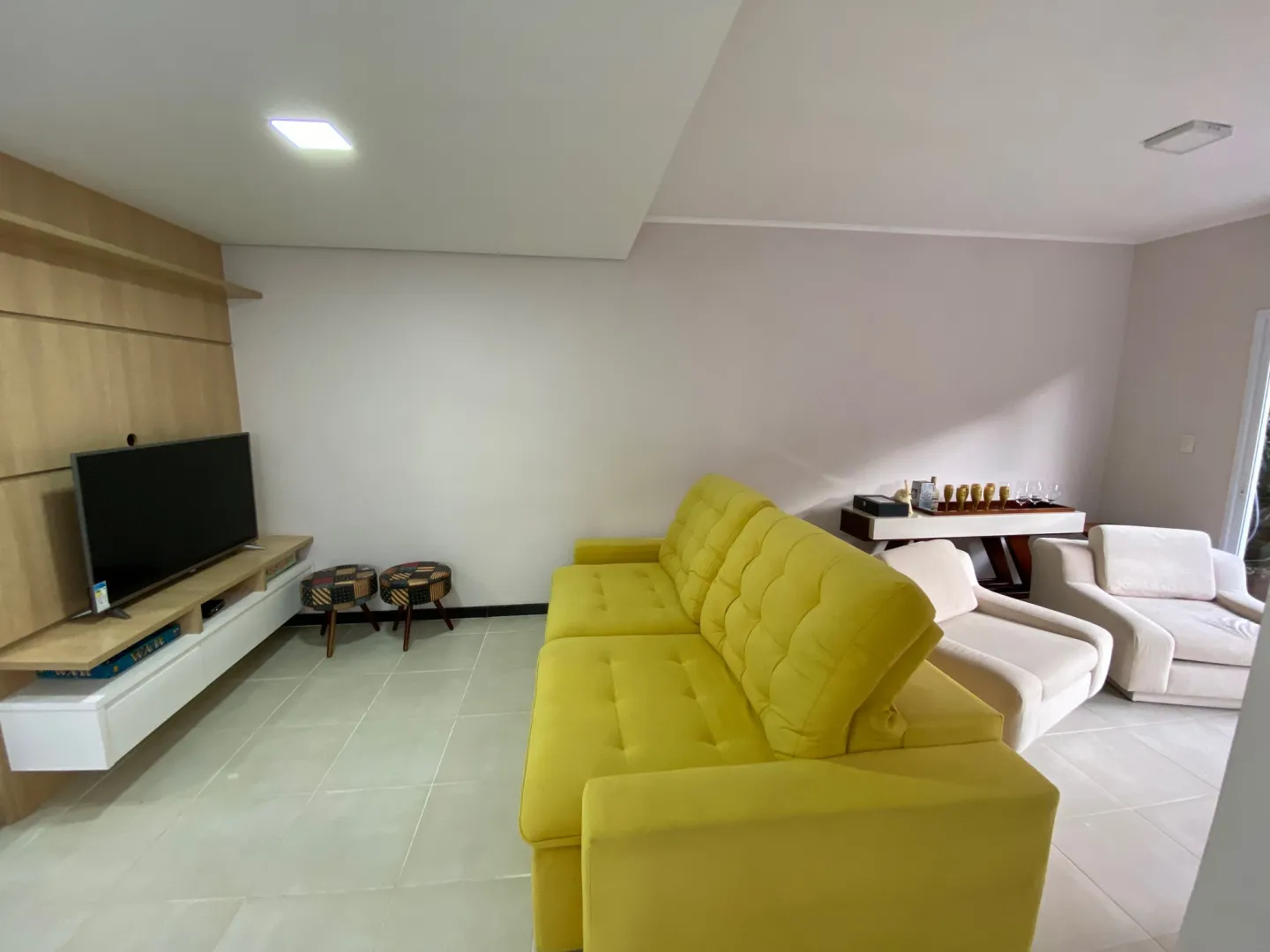 casa dentro de condom&iacute;nio na estrada do cascalho  São Sebastião - 