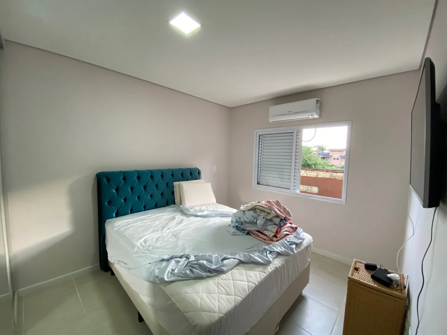 casa dentro de condom&iacute;nio na estrada do cascalho  São Sebastião - 