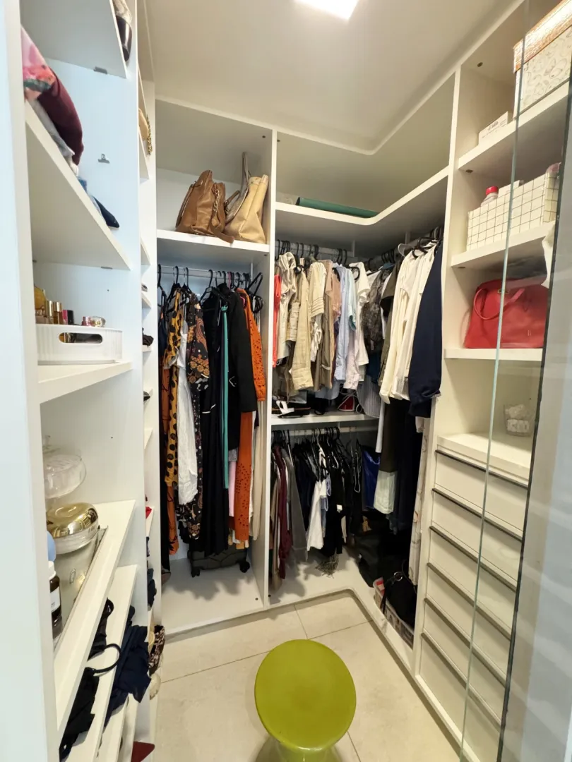 APARTAMENTO ALTO PADR&Atilde;O 3 SU&Iacute;TES LAVABO DEPEND&Ecirc;NCIA 4 GARAGENS PISCINA &Agrave; VENDA NA GRA&Ccedil;A! Alameda Capimirim Salvador - 