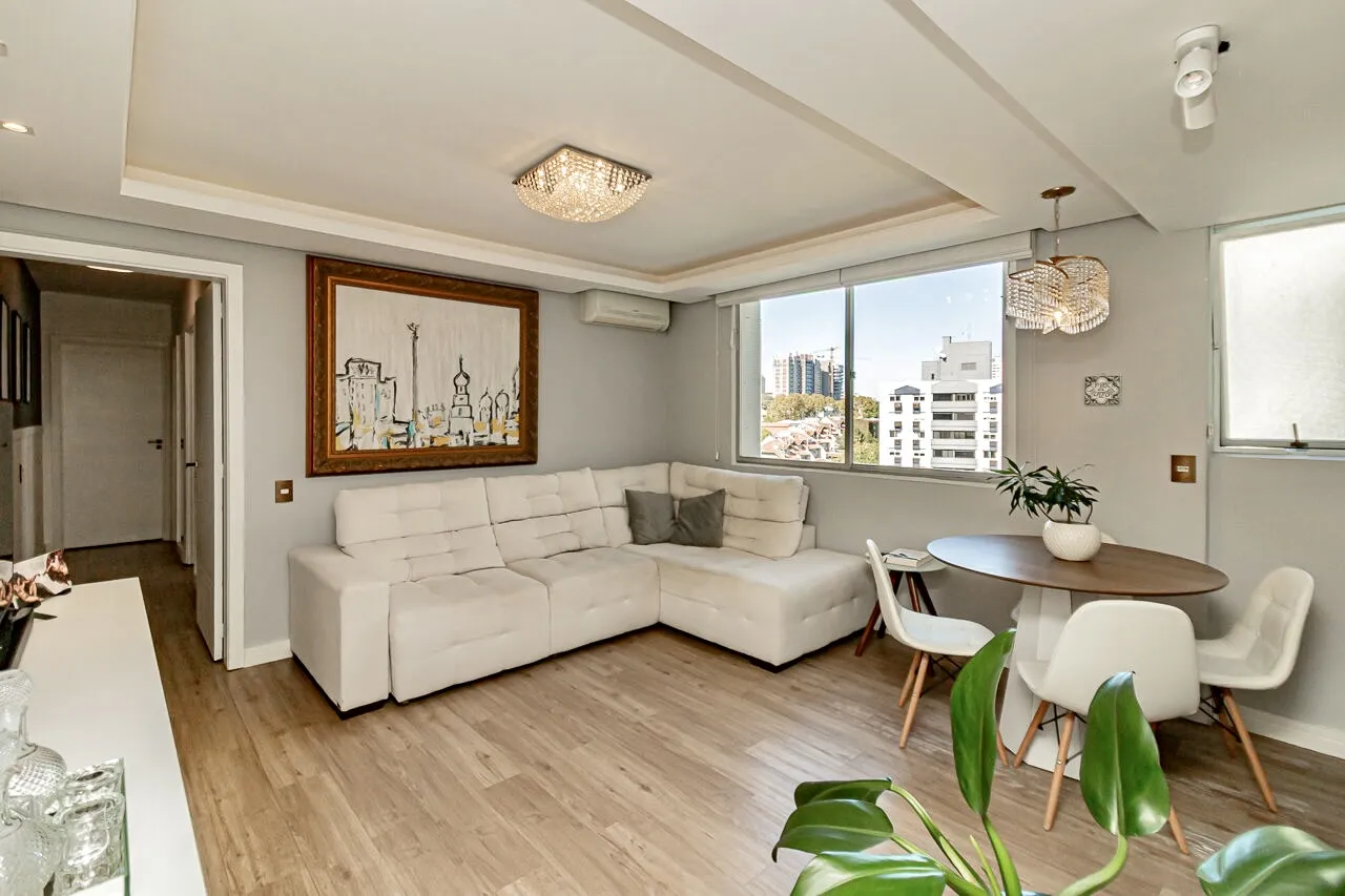 R$ 495.000 - EXCELENTE APARTAMENTO - ANDAR ALTO - 66M2 - 2 DORM - INFRA Rua Anita Garibaldi Porto Alegre - 
