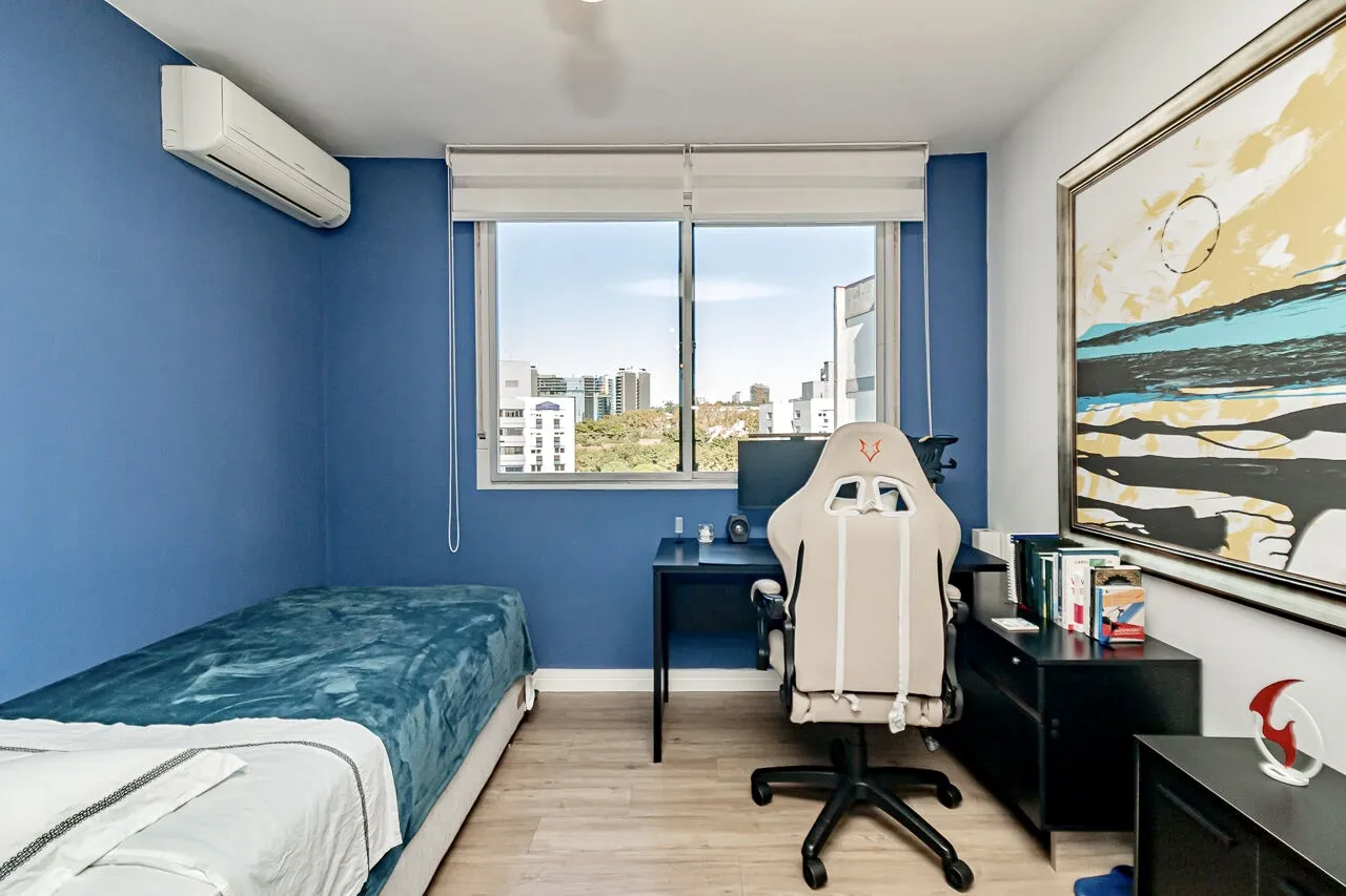 R$ 495.000 - EXCELENTE APARTAMENTO - ANDAR ALTO - 66M2 - 2 DORM - INFRA Rua Anita Garibaldi Porto Alegre - 