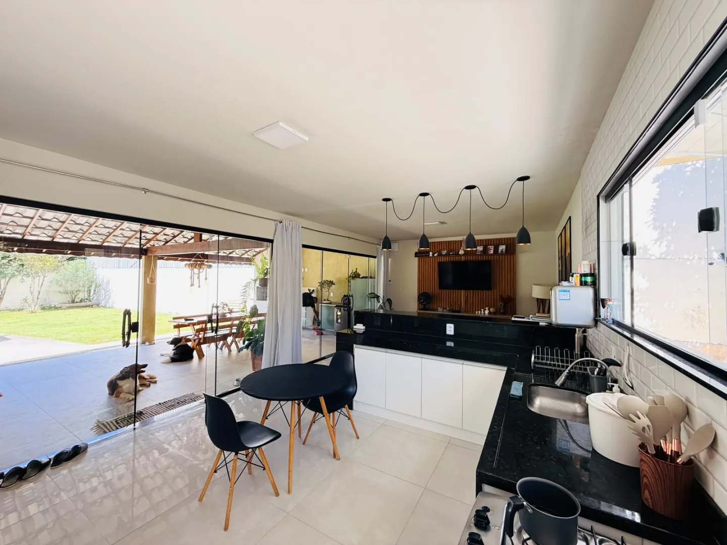 Casa de Alto Padr&atilde;o com Espa&ccedil;o Gourmet e Acabamento Premium  Guapimirim - 