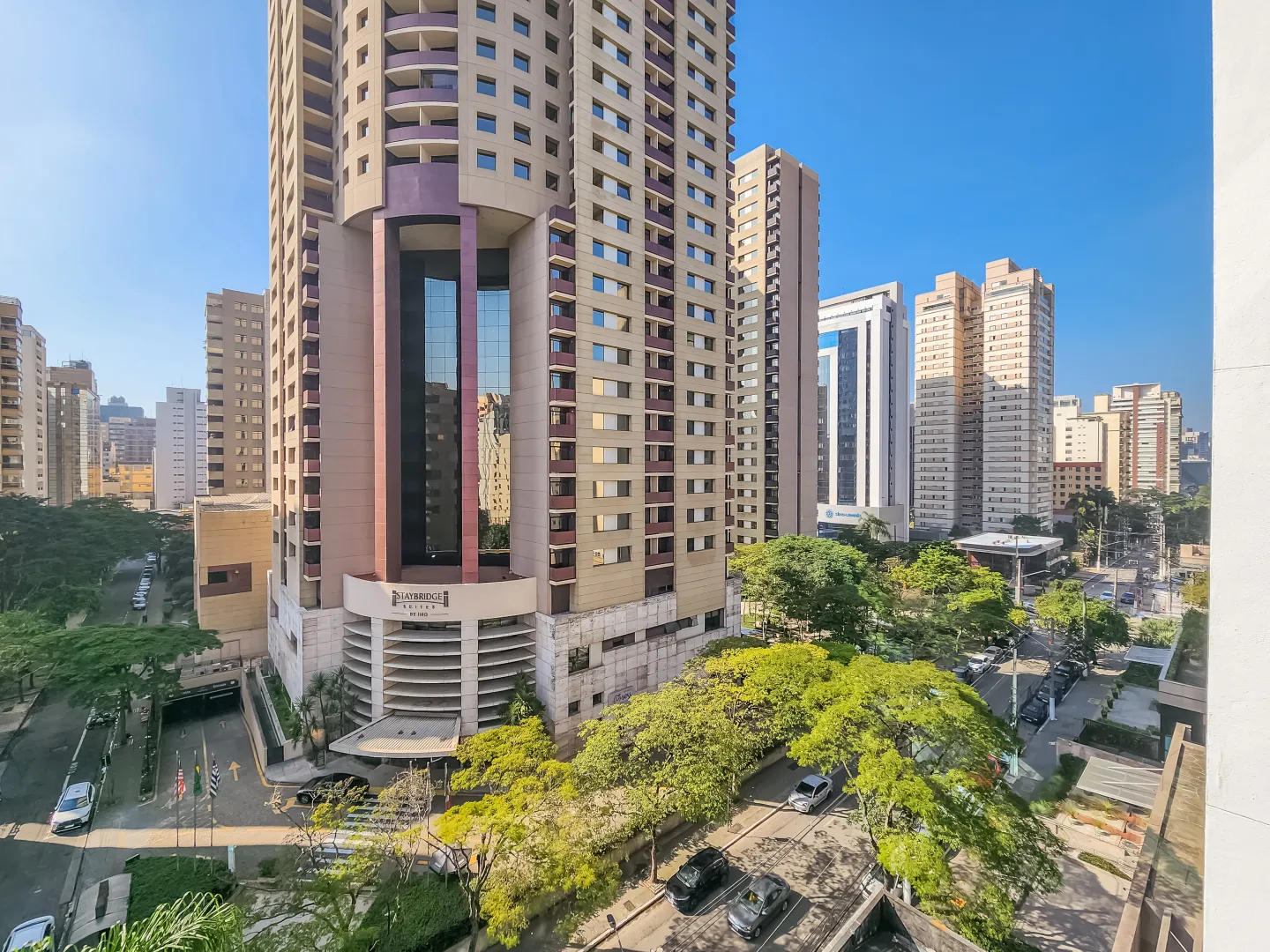 Apartamento no Itaim Bibi Podium | 118 m&sup2; | 2 Dormit&oacute;rios (1 Su&iacute;te)  S&atilde;o Paulo  São Paulo - 