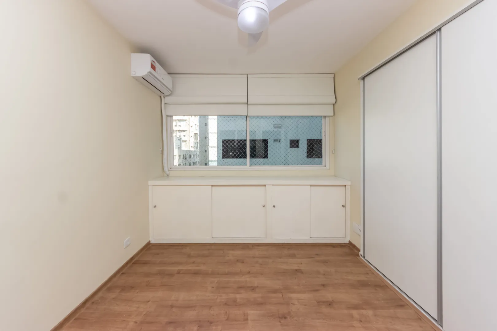 Apartamento no Itaim Bibi Podium | 118 m&sup2; | 2 Dormit&oacute;rios (1 Su&iacute;te)  S&atilde;o Paulo  São Paulo - 