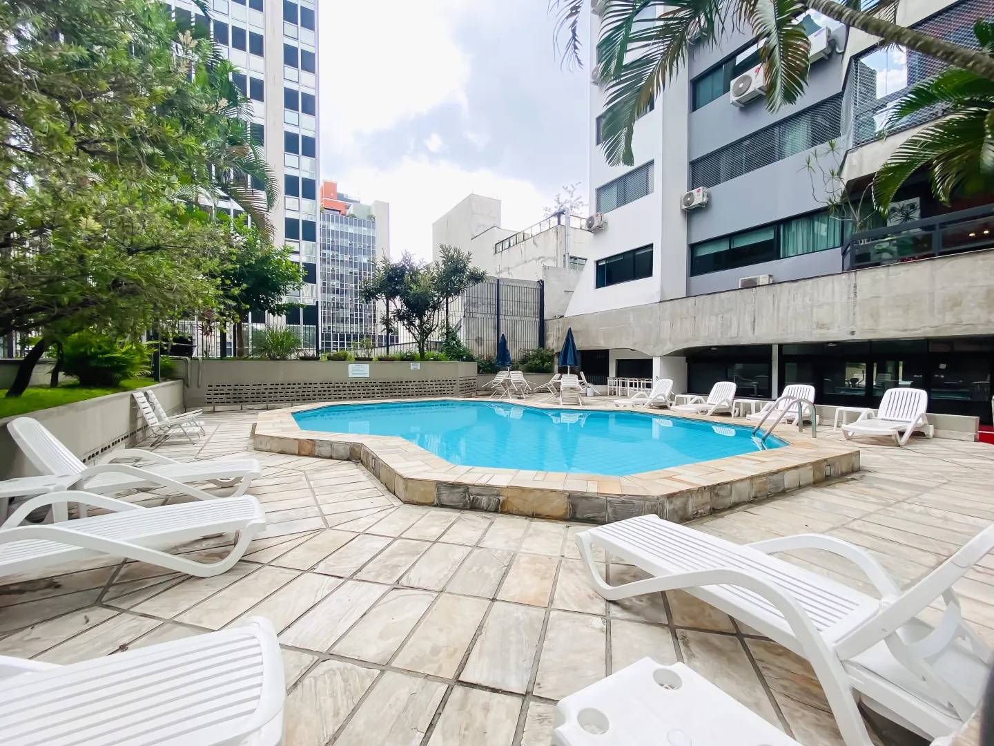Apartamento no Itaim Bibi Podium | 118 m&sup2; | 2 Dormit&oacute;rios (1 Su&iacute;te)  S&atilde;o Paulo  São Paulo - 