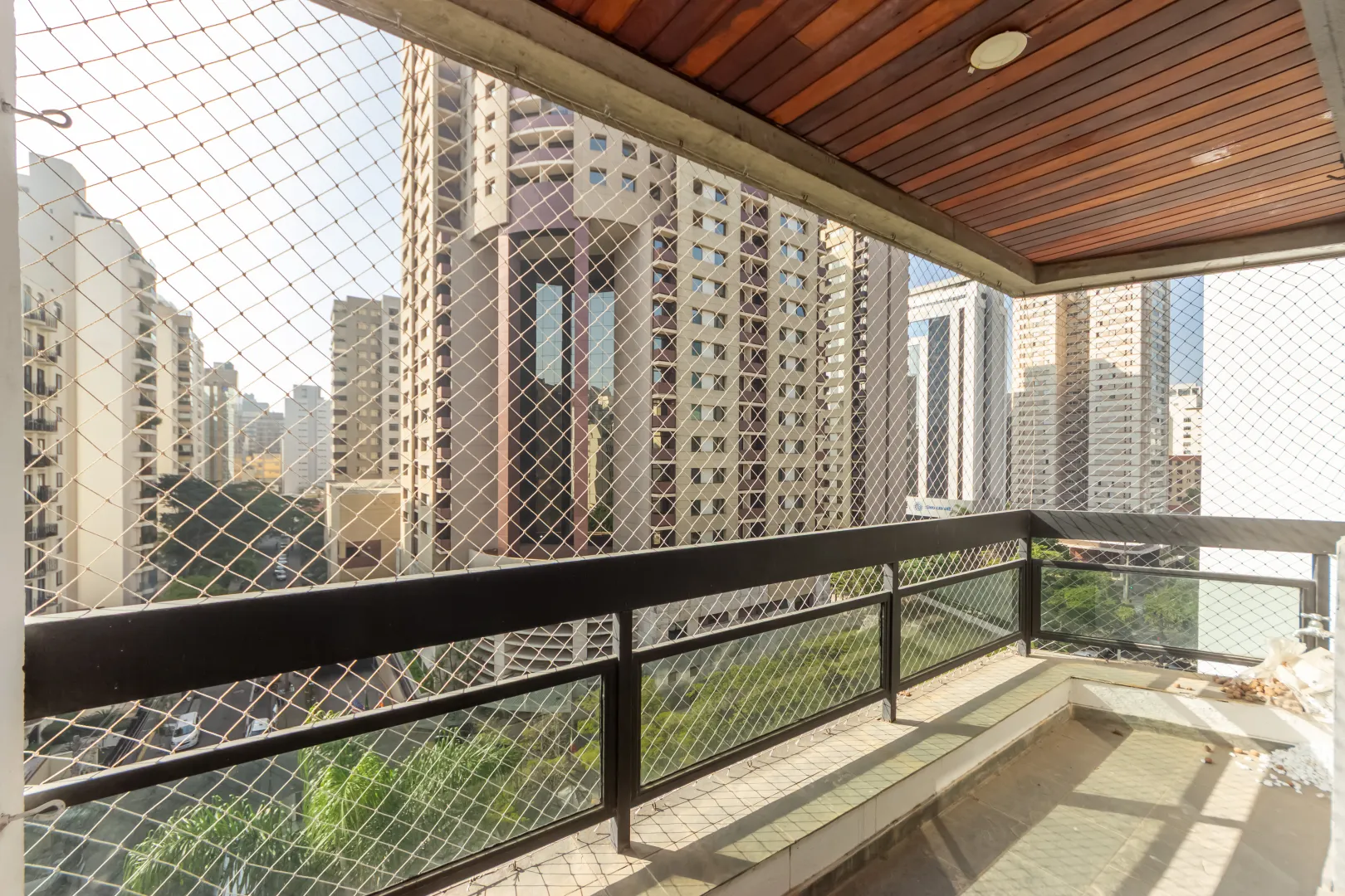 Apartamento no Itaim Bibi Podium | 118 m&sup2; | 2 Dormit&oacute;rios (1 Su&iacute;te)  S&atilde;o Paulo  São Paulo - 