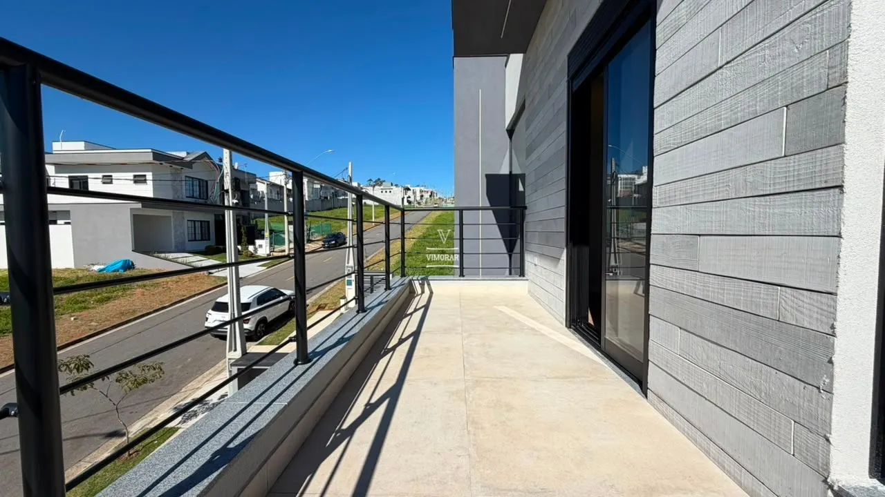 Sobrado 3 su&iacute;tes + 3 vagas de garagem  Mogi das Cruzes - 