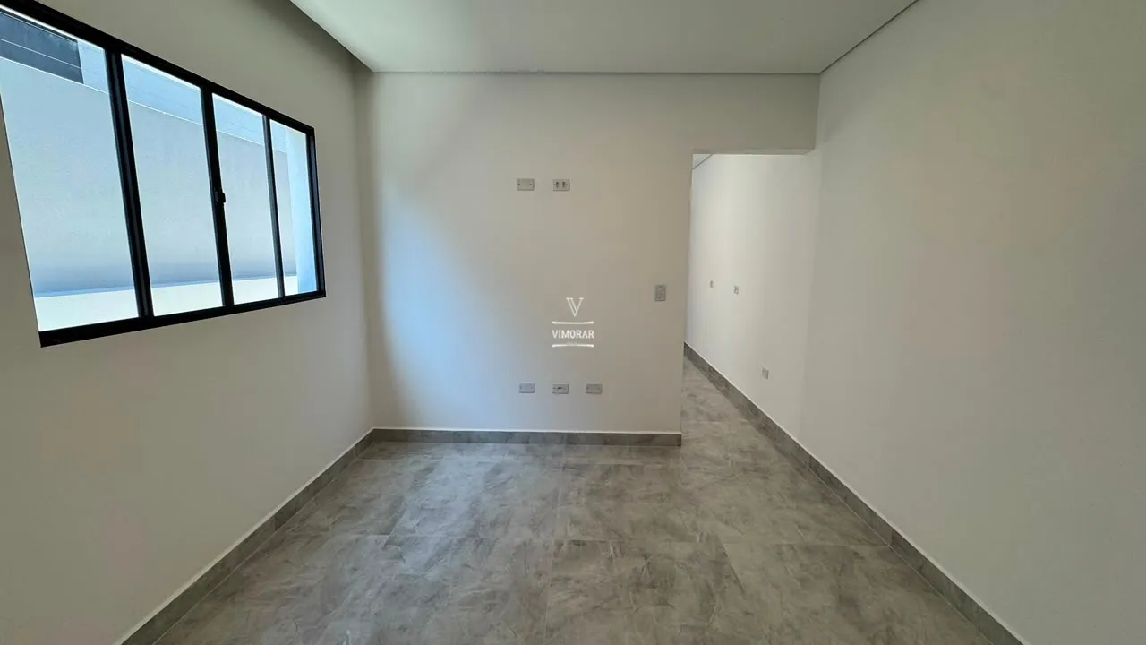 Casa t&eacute;rrea 2 dormit&oacute;rios sendo 1 su&iacute;te + 4 vagas de garagem  Itaquaquecetuba - 