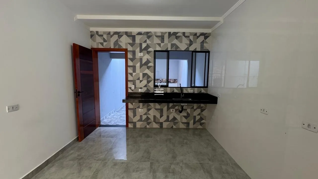 Sobrado 2 su&iacute;tes + 3 vagas de garagem  Itaquaquecetuba - 