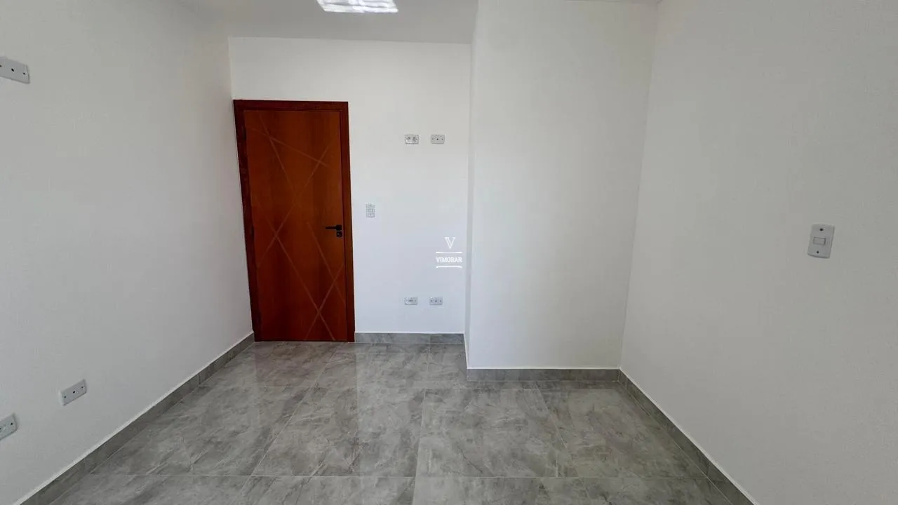 Sobrado 2 su&iacute;tes + 3 vagas de garagem  Itaquaquecetuba - 