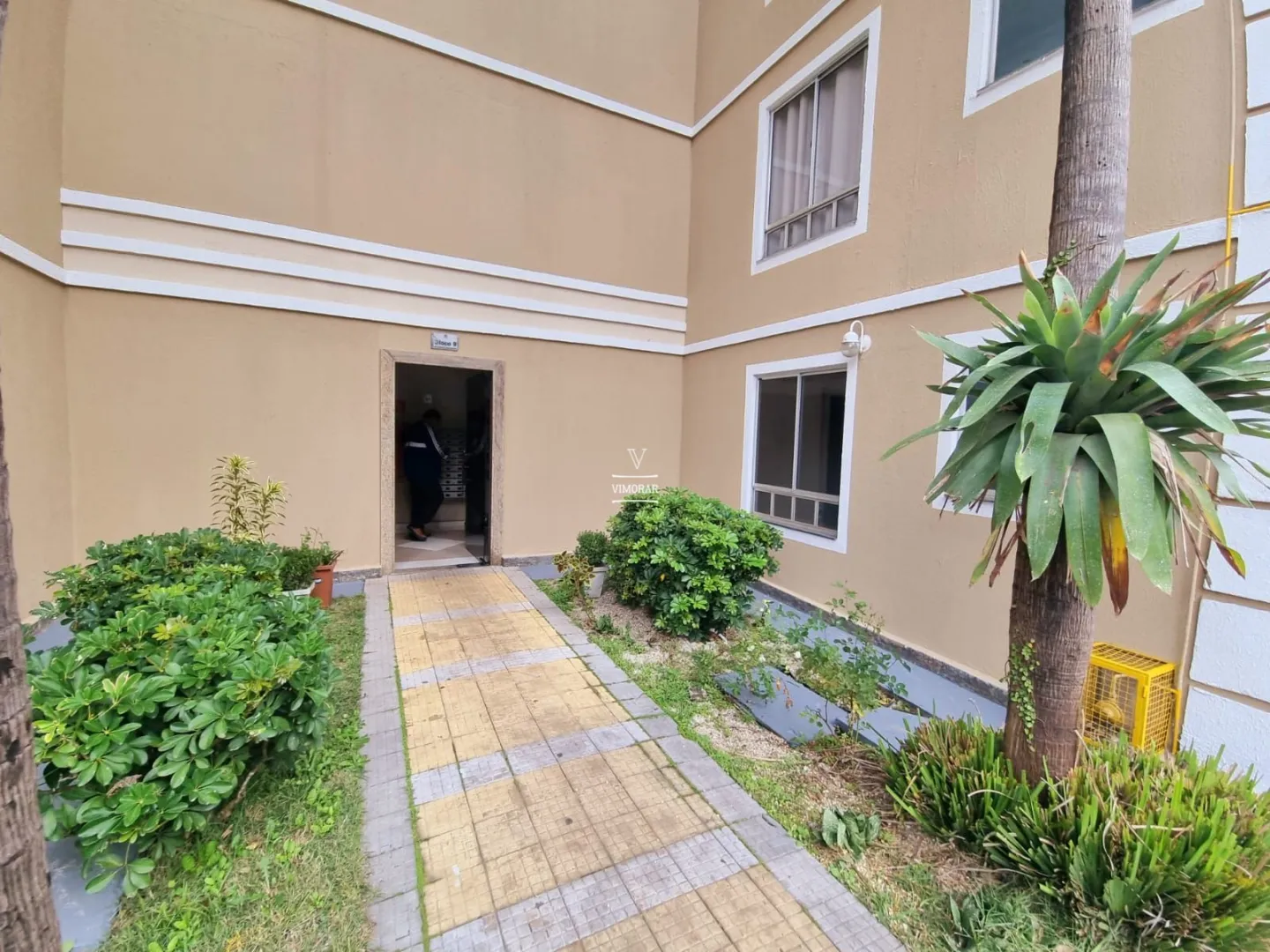 Apartamento 2 dormit&oacute;rios + 1 vaga de garagem  Guarulhos - 
