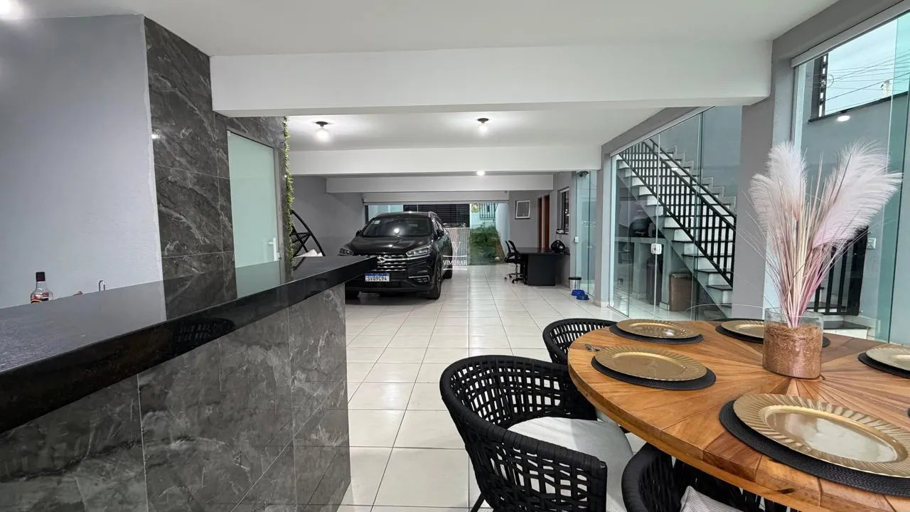Sobrado 3 dormit&oacute;rios sendo 1 su&iacute;te + &aacute;rea gourmet Avenida Parque das Araucárias Guarulhos - 