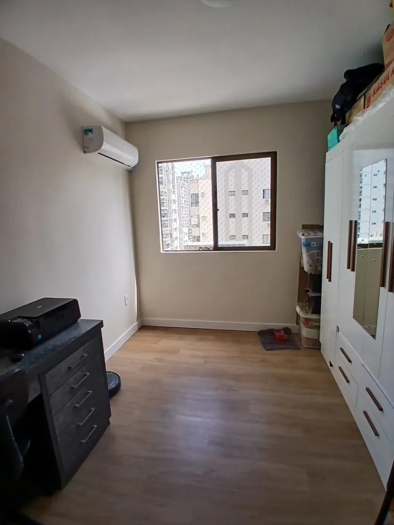 Residencial Pedra Branca - Apartamento Mobiliado a 250m do mar Rua 278 Itapema - 