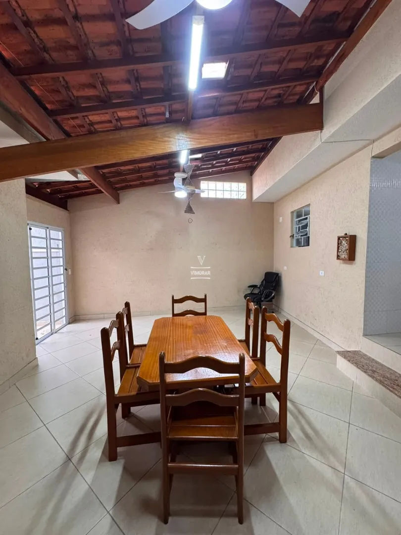 Casa assobradada 2 dormit&oacute;rios sendo 1 su&iacute;te + &aacute;rea gourmet  Guarulhos - 