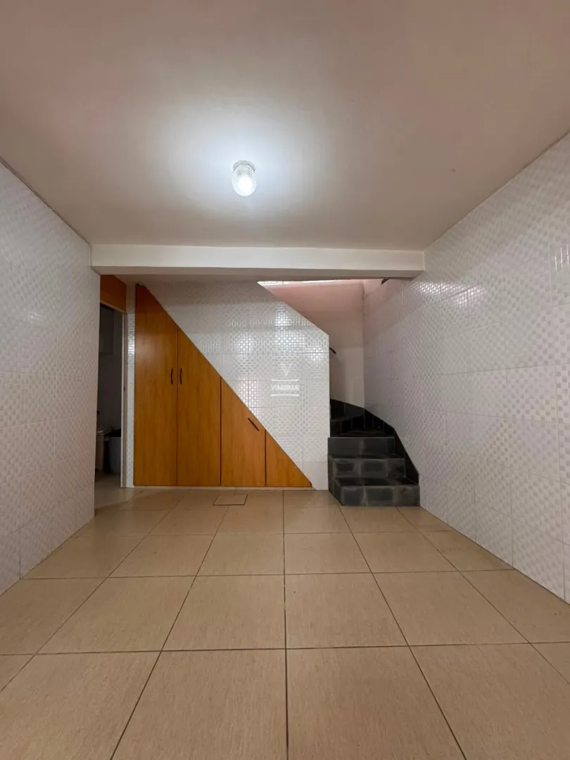 Casa assobradada 2 dormit&oacute;rios sendo 1 su&iacute;te + &aacute;rea gourmet  Guarulhos - 