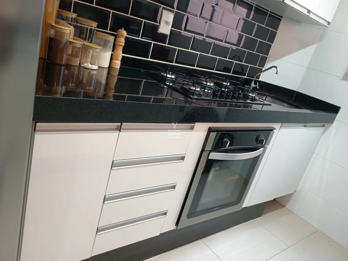 Apartamento 2 dormit&oacute;rios + 1 vaga de garagem  Guarulhos - 