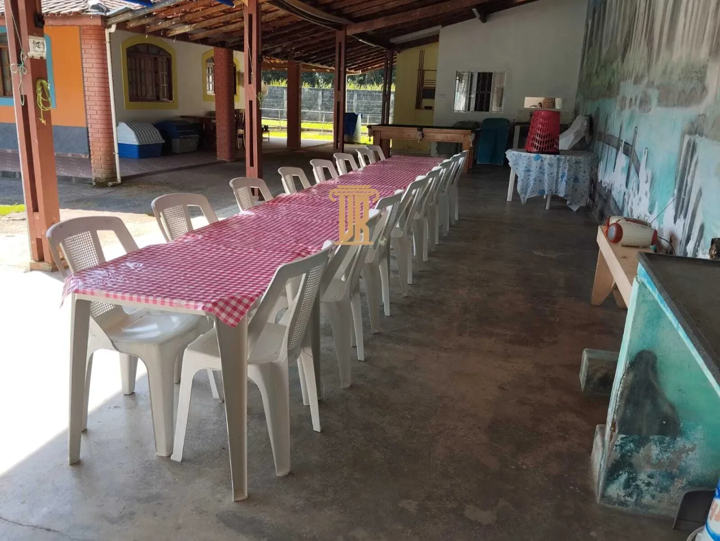 CH&Aacute;CARA COM PISCINA &Agrave; VENDA EM S&Atilde;O JOS&Eacute; DOS CAMPOS/SP  São José dos Campos - 
