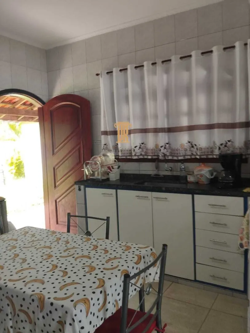 CH&Aacute;CARA COM PISCINA &Agrave; VENDA EM S&Atilde;O JOS&Eacute; DOS CAMPOS/SP  São José dos Campos - 