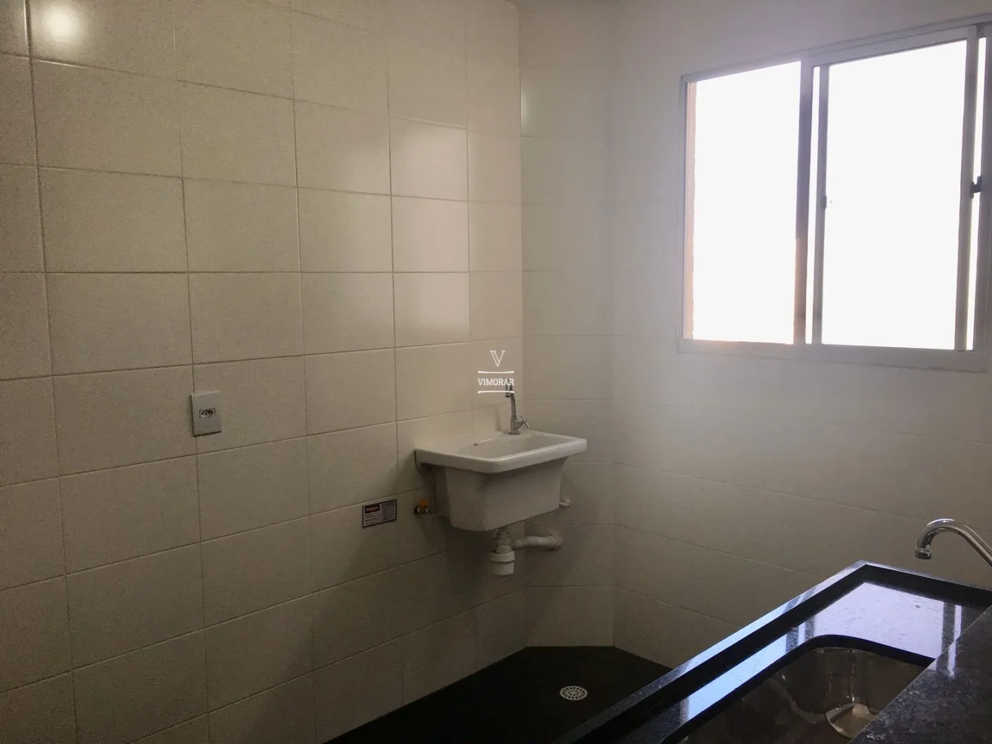 Apartamento 2 dormit&oacute;rios + 1 vaga de garagem  Guarulhos - 