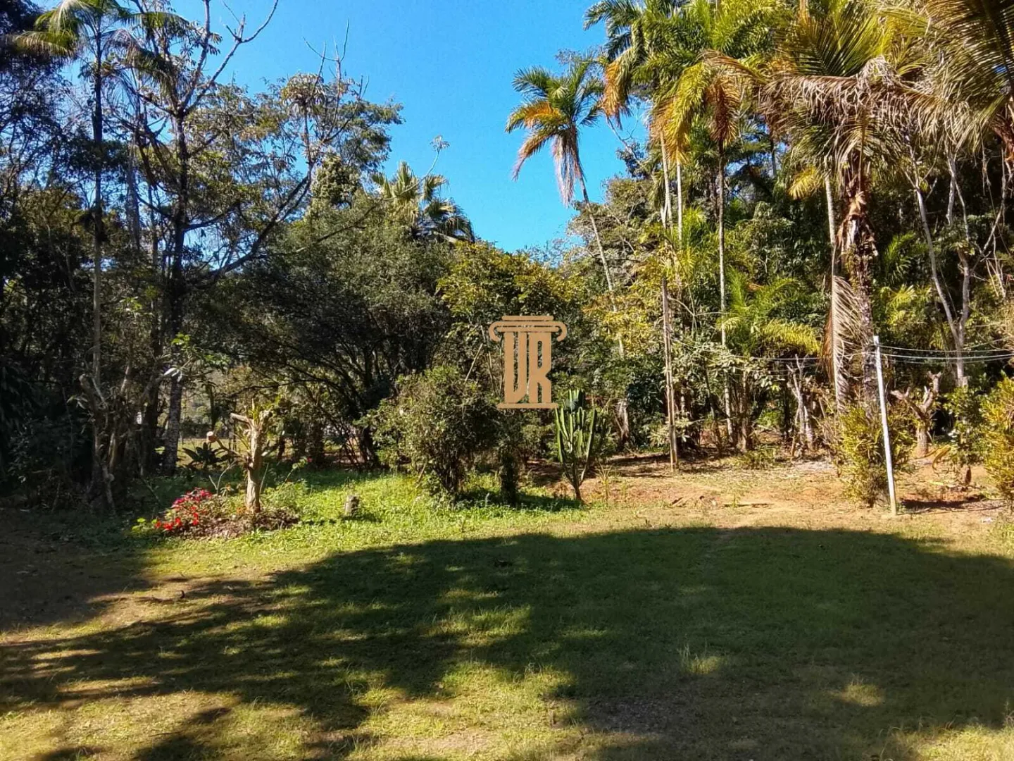 CH&Aacute;CARA COM 14.000 M&sup2; &Agrave; VENDA EM S&Atilde;O JOS&Eacute; DOS CAMPOS/SP  São José dos Campos - 