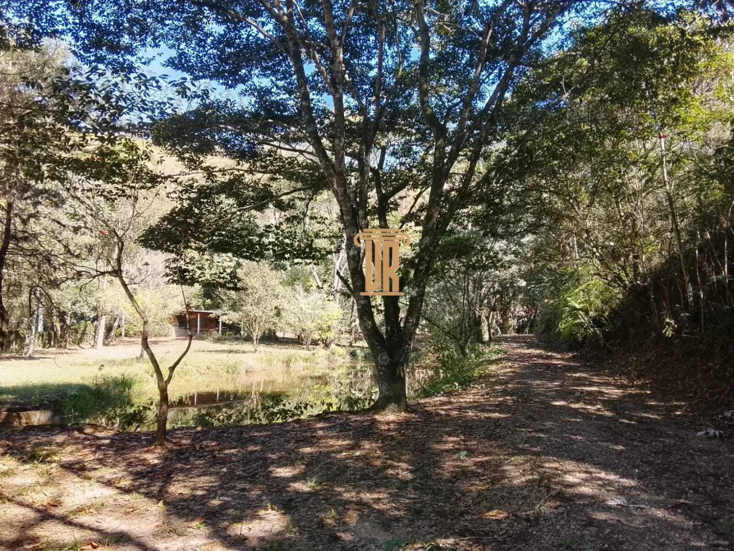 CH&Aacute;CARA COM 14.000 M&sup2; &Agrave; VENDA EM S&Atilde;O JOS&Eacute; DOS CAMPOS/SP  São José dos Campos - 