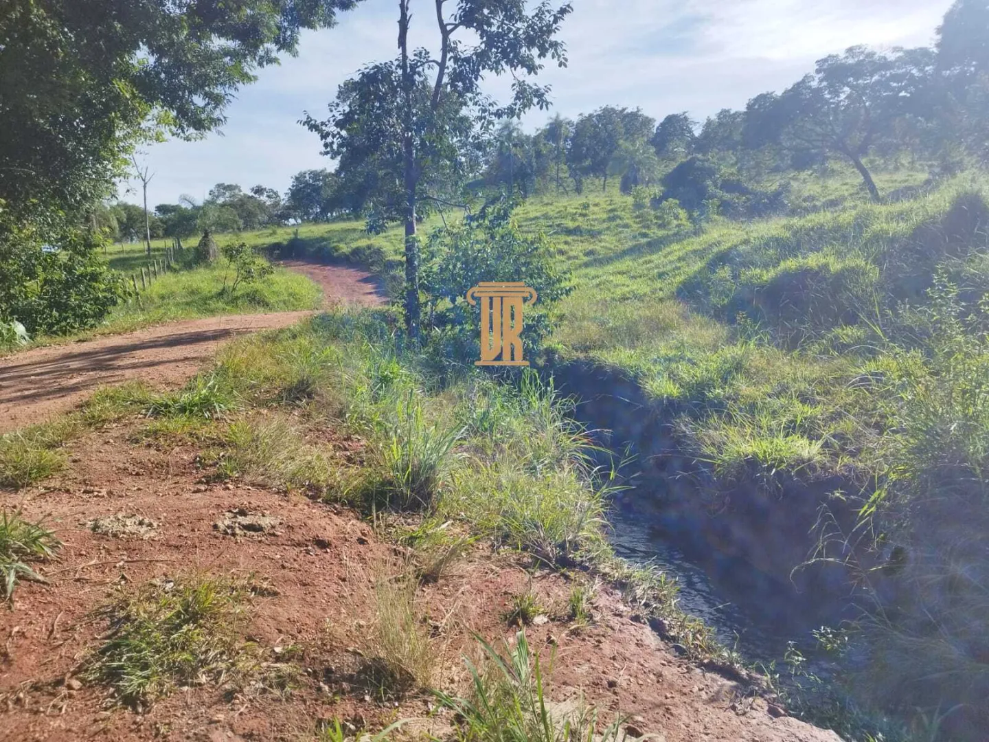 FAZENDA &Agrave; VENDA &ndash; 200 ALQUEIRES NO OESTE DE GOI&Aacute;S &Aacute;rea total de 200  São Luís de Montes Belos - 
