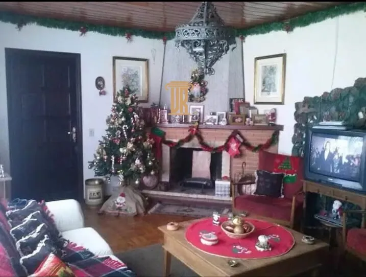 CASA &Agrave; VENDA EM CAMPOS DO JORD&Atilde;O/SP  Campos do Jordão - 