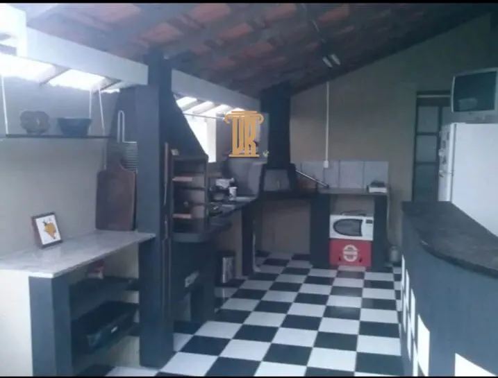 CASA &Agrave; VENDA EM CAMPOS DO JORD&Atilde;O/SP  Campos do Jordão - 